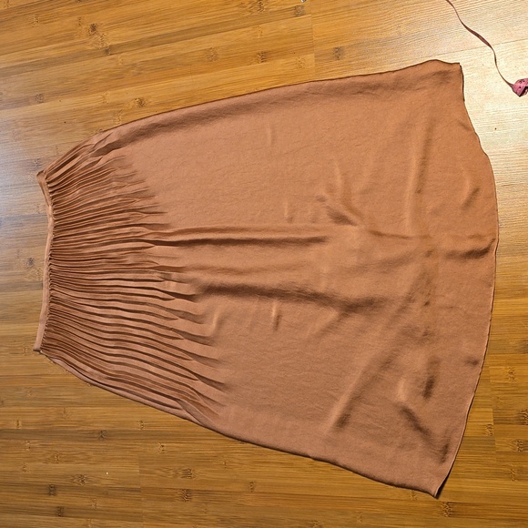 Vince 00 polyester pleated top midi skirt - Picture 3 of 6